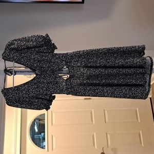 Black and white dress size XL